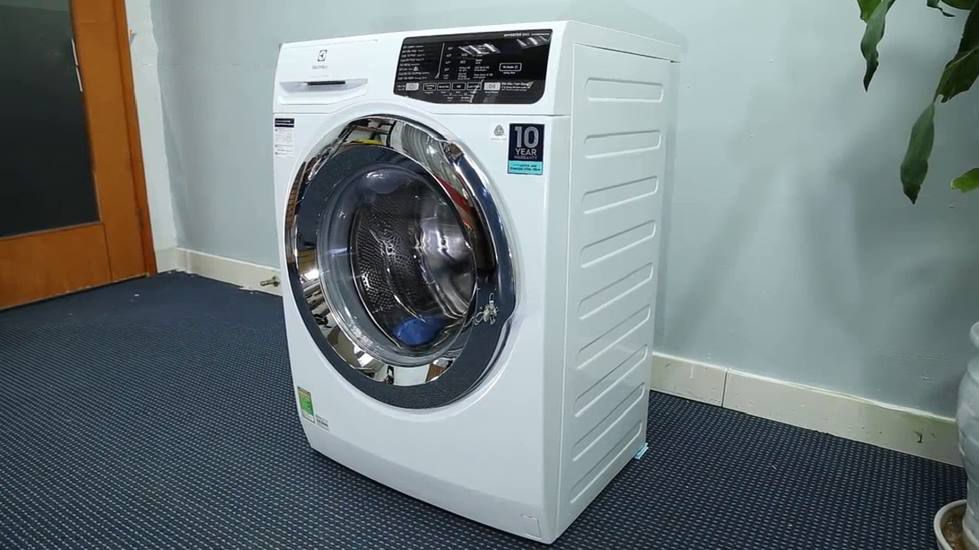 Máy giặt Electrolux EWF9025BQWA0